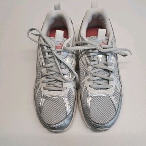 PUMA Women's Size 10 Milenio Tech Shoes Cool Light Vapor Silver